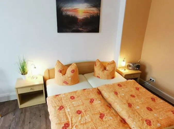 Adler- Waldseite 塞巴特黑灵斯多夫